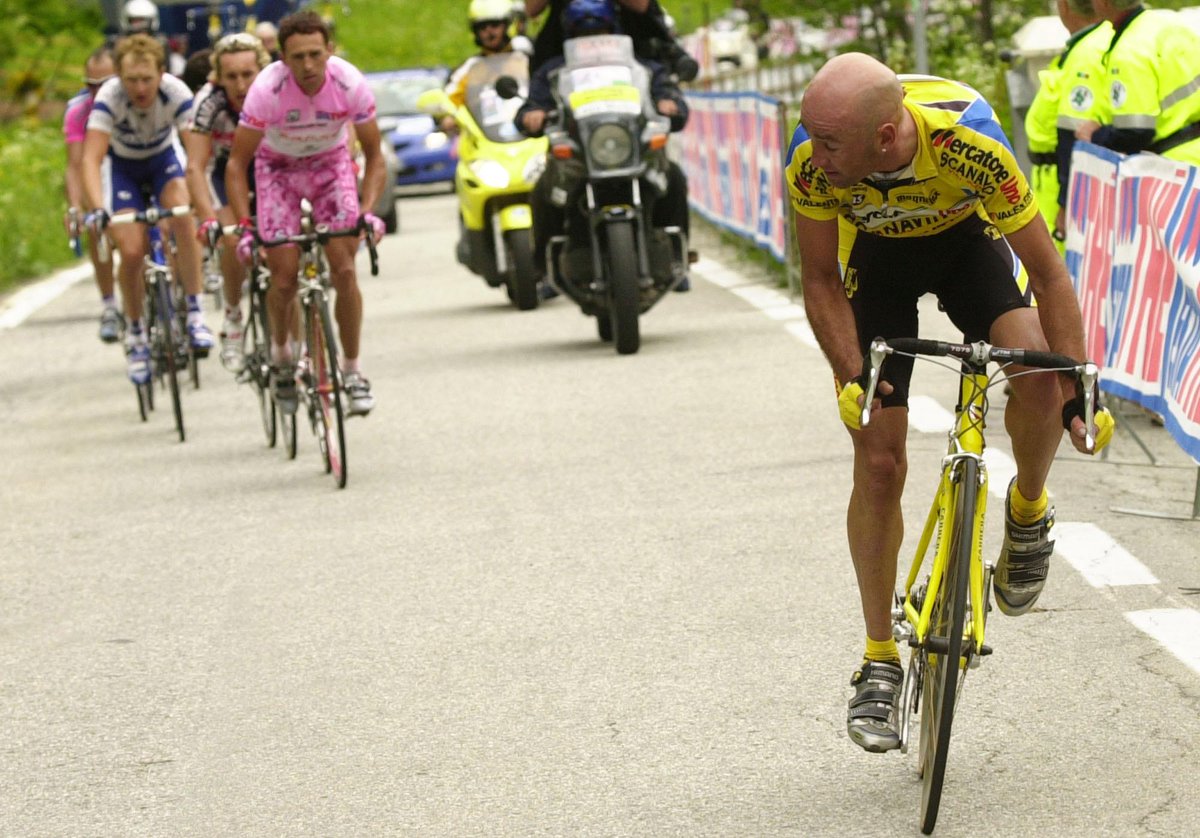 giroditalia's tweet photo. Con Marco nel cuore. Ciao Pirata #Pantani  / You are always in our heart. Ciao Pirata https://t.co/hgkUyXIcP3