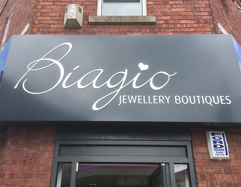 waringcollins07's tweet photo. Great logo design for Biagio's Jewellery Boutiques of Ormskirk, very APT for Valentine's Day.@biagioormskirk https://t.co/MVaMQuC00e