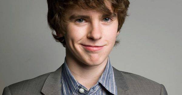 Happy birthday Freddie Highmore!   