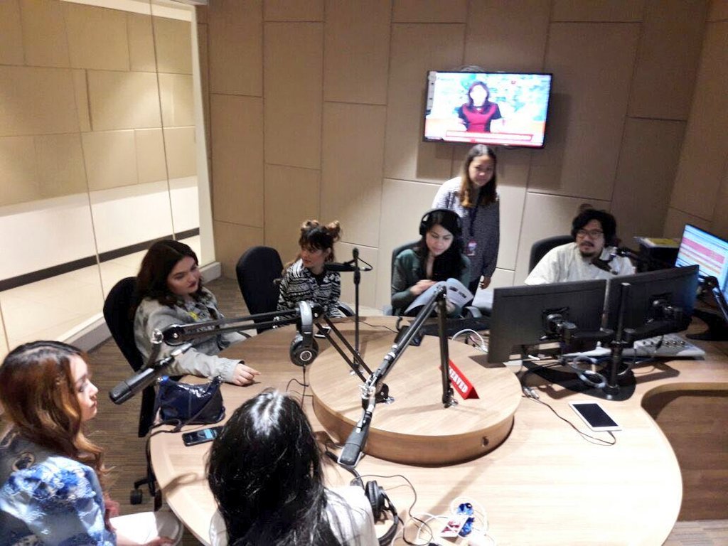 SonyMusicID's tweet image. #SonyBuzz Keseruan @JEPEofficial @ClarisaXFI &amp;amp; @angelajuly_ di @884GlobalRadio hari ini #BacktoX