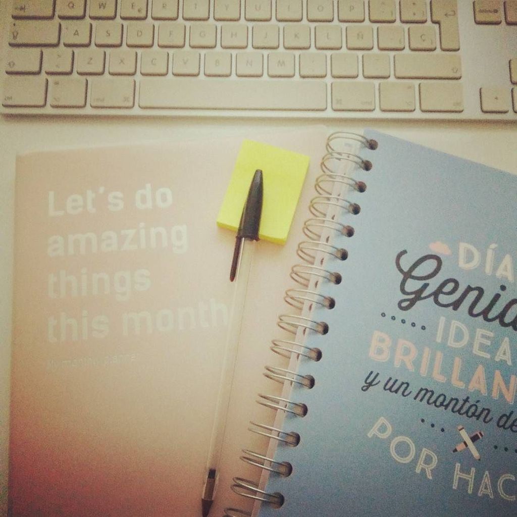 Meritxell_Abril's tweet photo. It's all about planning!
#planner #planificacion #meritxellabril #writer #letsdosomework https://t.co/rYx7qYkL3f https://t.co/QDYgME2rJM