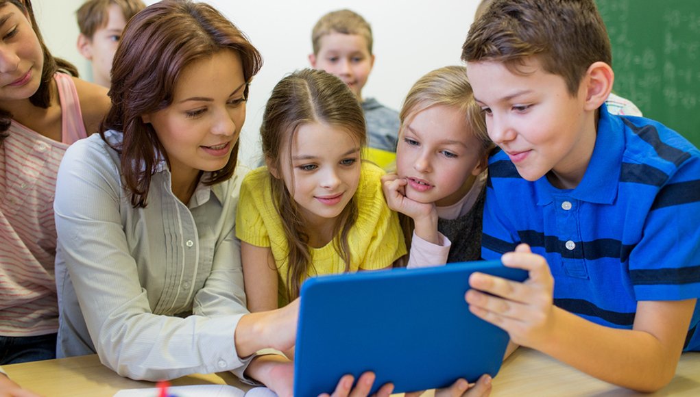 poppletapp's tweet photo. "4 Apps that Bring Daily Classroom Activities into the 21st Century" @NotabilityApp   @Seesaw  @explainevrythng  https://t.co/UIuCtpxfhn https://t.co/5Whs5Qq9la