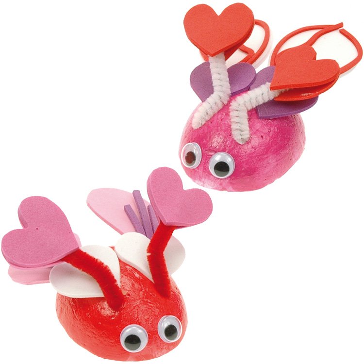 Happy #ValentinesDay! If you're feeling loved-up with crafting, enjoy our free #craftprojects on #CreativeStation > ow.ly/B3Db308JvLT