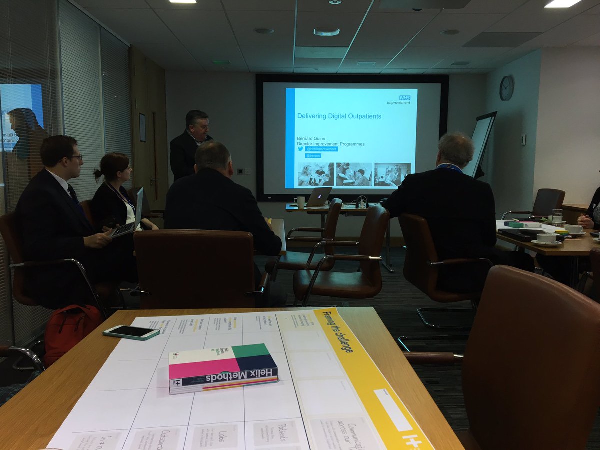 helixcentre's tweet photo. Kicking off #DigitalOP session @NHSImprovement with @berqnn on human centred design https://t.co/JfnpshAyVD