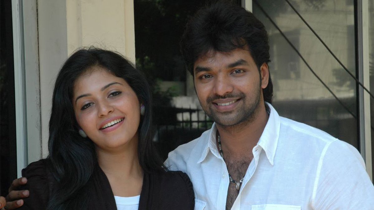 Five Heroes To Do It For #Jai &amp; #Anjali
goo.gl/IQ2vJy
#Balloon #JananiIyer #YSR #YuvanShankarRaja <a href="/Actor_Jai/">Jai</a> <a href="/yoursanjali/">Anjali</a>