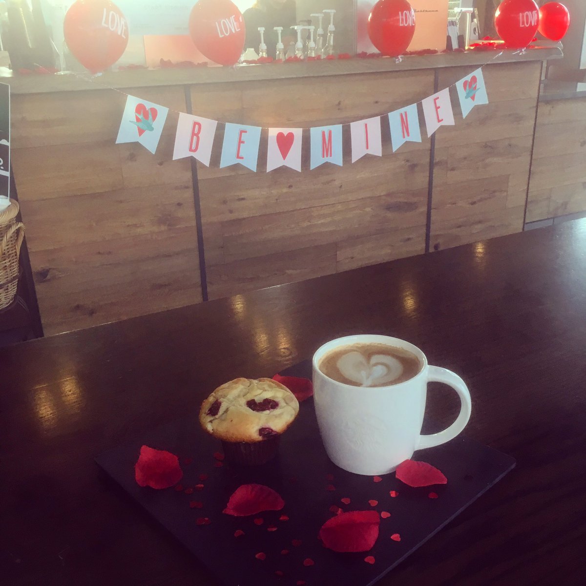 Come and treat yourself today with any of our handcrafted beverages, all made with love on Valentine's Day ❤☕️ #starbucks #valentines