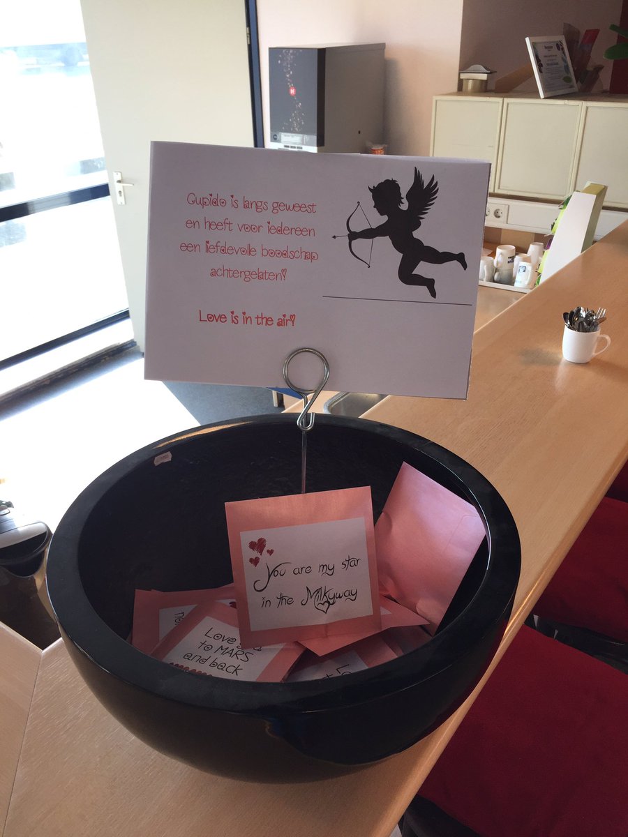 richardterlaak's tweet image. Love is on the werkvloer @TerLaakOrchids #leuk #grappig #gewaardeerd #kleinedingendiehetdoen