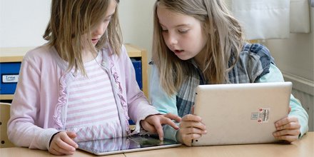 Skolverket's tweet photo. Efterlysning - lärare som använder programmering i sin undervisning. Maila digitalisering@skolverket.se #lärare #ikt #itiskolan #skoldig https://t.co/1yK6ksG1yw