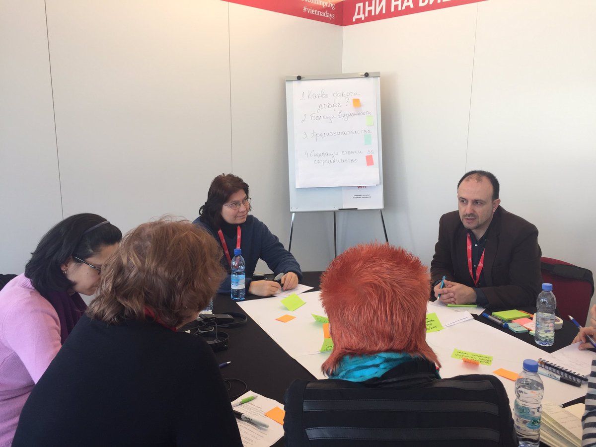 viennaofficeSOF's tweet photo. Brainstorming and presentation #greensystem #viennadays https://t.co/H30szUHrbv