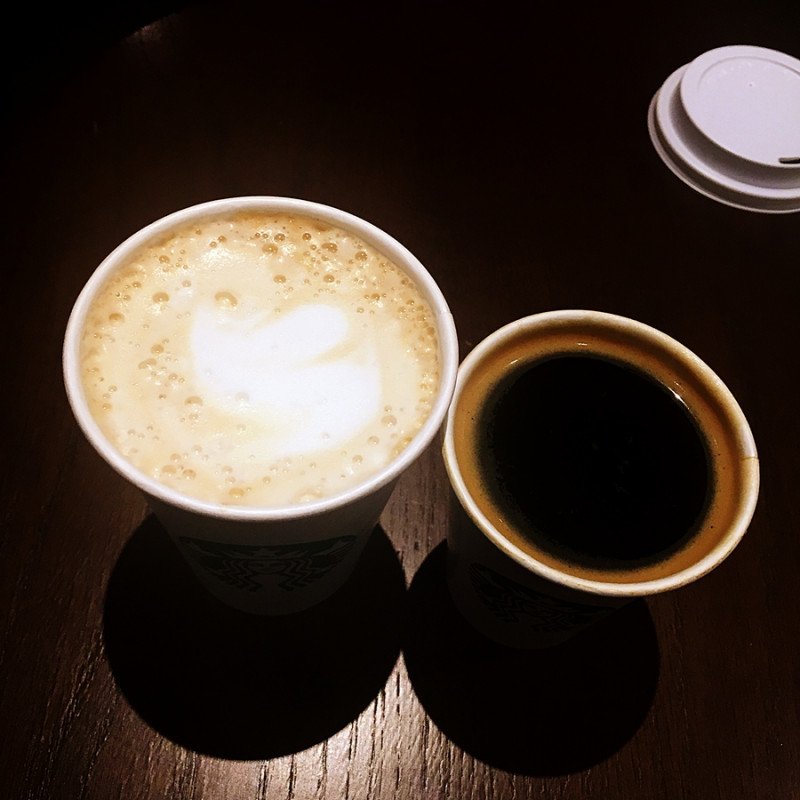 스타벅스 아메리카노와 카페 라떼 sbuk.kr/starbucks/j #스타벅스 #starbucks #스벅 #sbuk