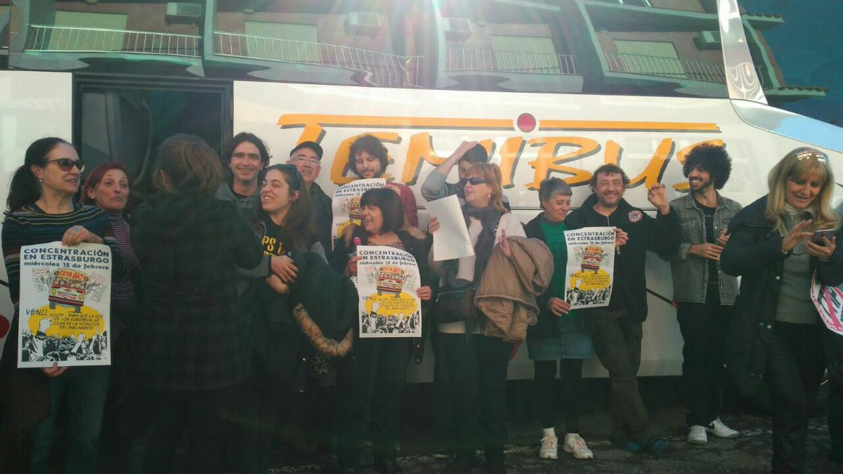 almorsando's tweet photo. Autobús a Estrasburg en #SanValentinSinCETA mañana #VotaNOaCETA #MakeLoveNotCETA @psoe no te vendas. https://t.co/SXaA4ThwWT
