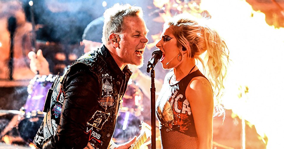 BlackCollarRec's tweet photo. Watch: Sound Issues Can't Stop METALLICA &amp; LADY GAGA GRAMMY Performance of "Moth Into Flame"
https://t.co/gZz9aoMvrX https://t.co/20i0aO00I3