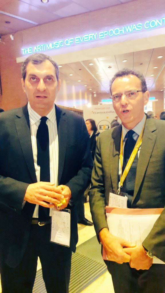 classcnbc's tweet photo. #consulentia17 scambio di vedute tra Direttori di testate @classcnbc @repubblicait  @mariocalabresi @acabrini https://t.co/am4tDhzayJ