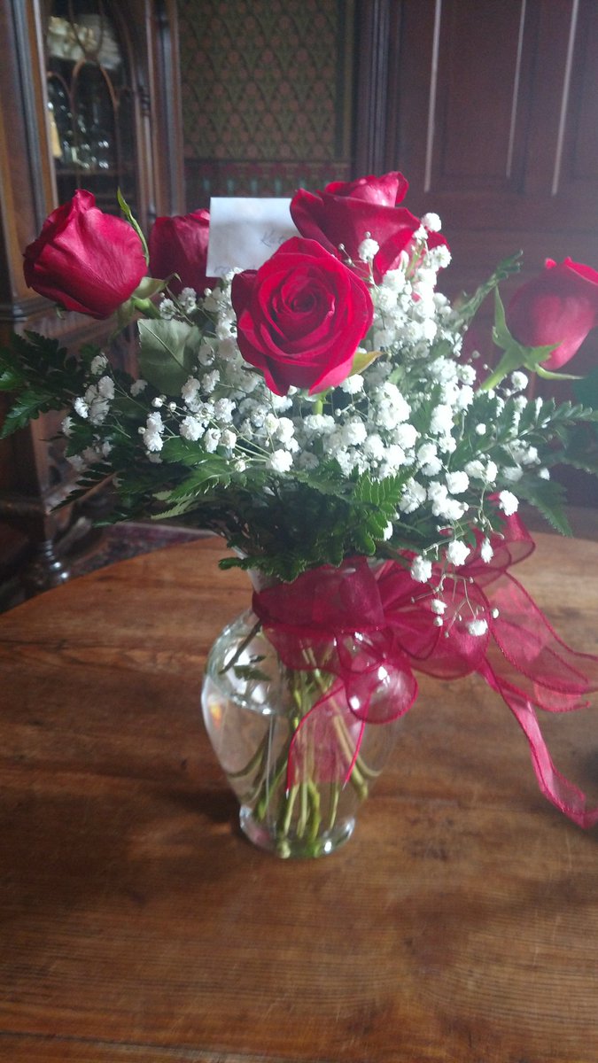 SavvyKateNash's tweet photo. When you've got a Dad as awesome as mine, you will always feel adored on #ValentinesDay https://t.co/mAqimGMoXO