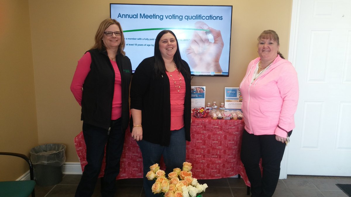 rkiele02's tweet photo. @CCCUTED 
Happy Valentines Day from the Flat Rock Member Center! https://t.co/PWgoVMd1Xa