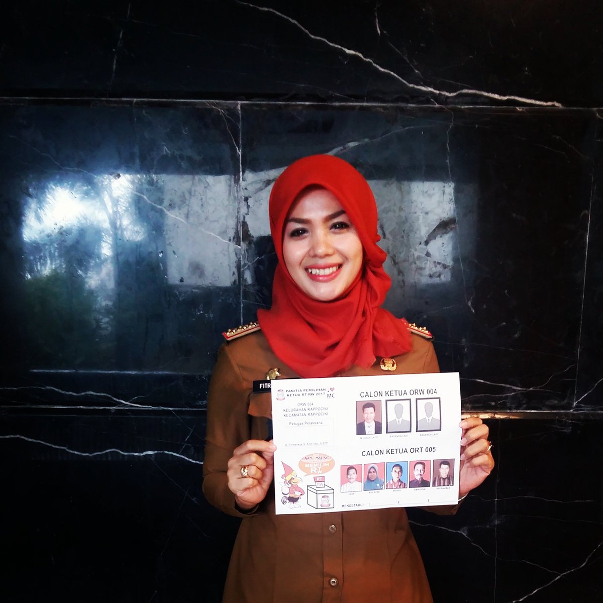 romo_dg's tweet photo. Contoh surat suara Pemilihan RT/RW Serentak kota Makassar yg akan digelar pada Minggu, 26 feb 2017 di 989 TPS
#pemilurayartrwkotamakassar https://t.co/h78oiv6WCY
