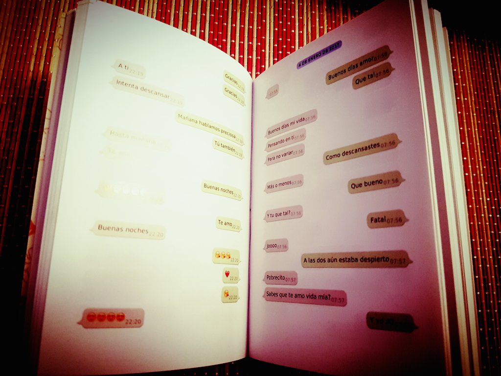 TinyBooks_es's tweet photo. FELIZ SAN VALENTÍN! 💝  Gracias a Yésica por compartir su Tiny Book! Todavía estáis a tiempo para el PDF o cheque regalo (contacta a info@) https://t.co/3A9IpKMh0a