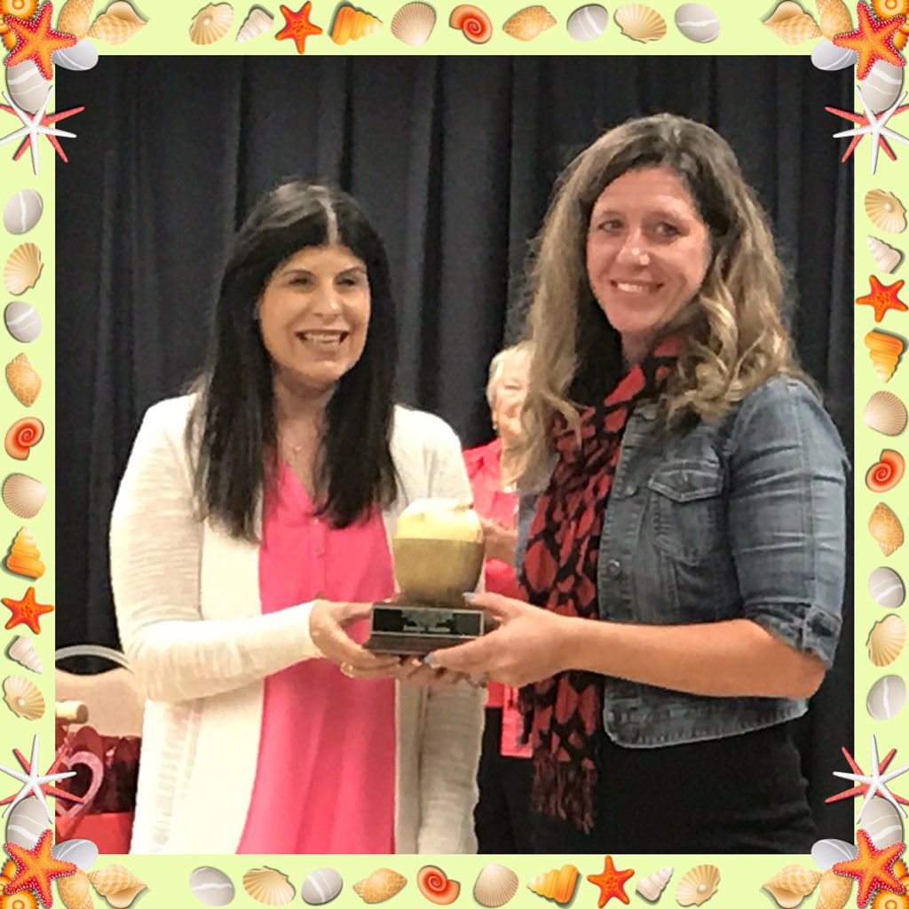 FMBeachSchool's tweet photo. The FMB Kids Foundation recognized Jennifer Martin with the Golden Coconut award.  This award recognizes exemplary teaching😎 https://t.co/MEORlkruTs