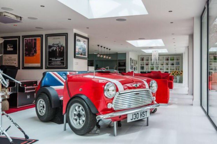 TheCustomiser's tweet photo. @PetrolHers thanks for your #kindwords if you are #movinghouse take a look at this #mini #sofa and #minidesk we built #minicooper #classic https://t.co/VHhVwvFaIH