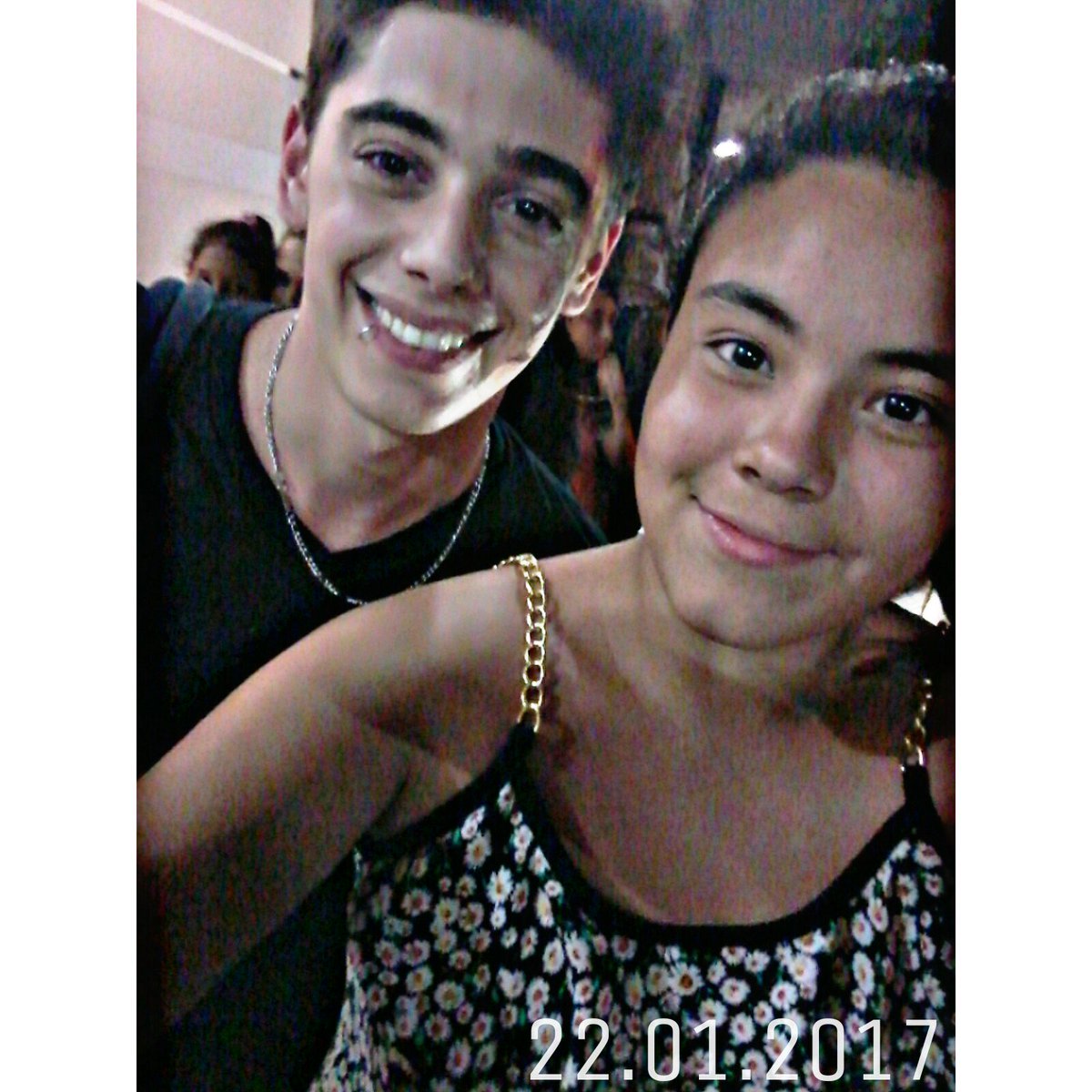 miWorldCelli's tweet photo. @sergiocelli te amo.desde el primer dia que te abrase no te quería soltar más .No te voi a soltar Nunca más Cellista hoy y siempre 😍😍😍😍😍😍😍 https://t.co/rJERxbdr9k