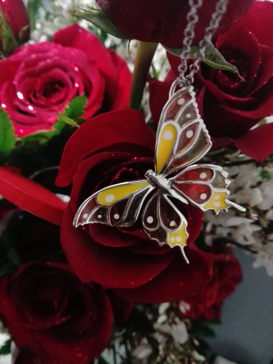 lab_testa's tweet image. Buon S.Valentino 
lefarfalledelbosco.com
Argento Ag.925