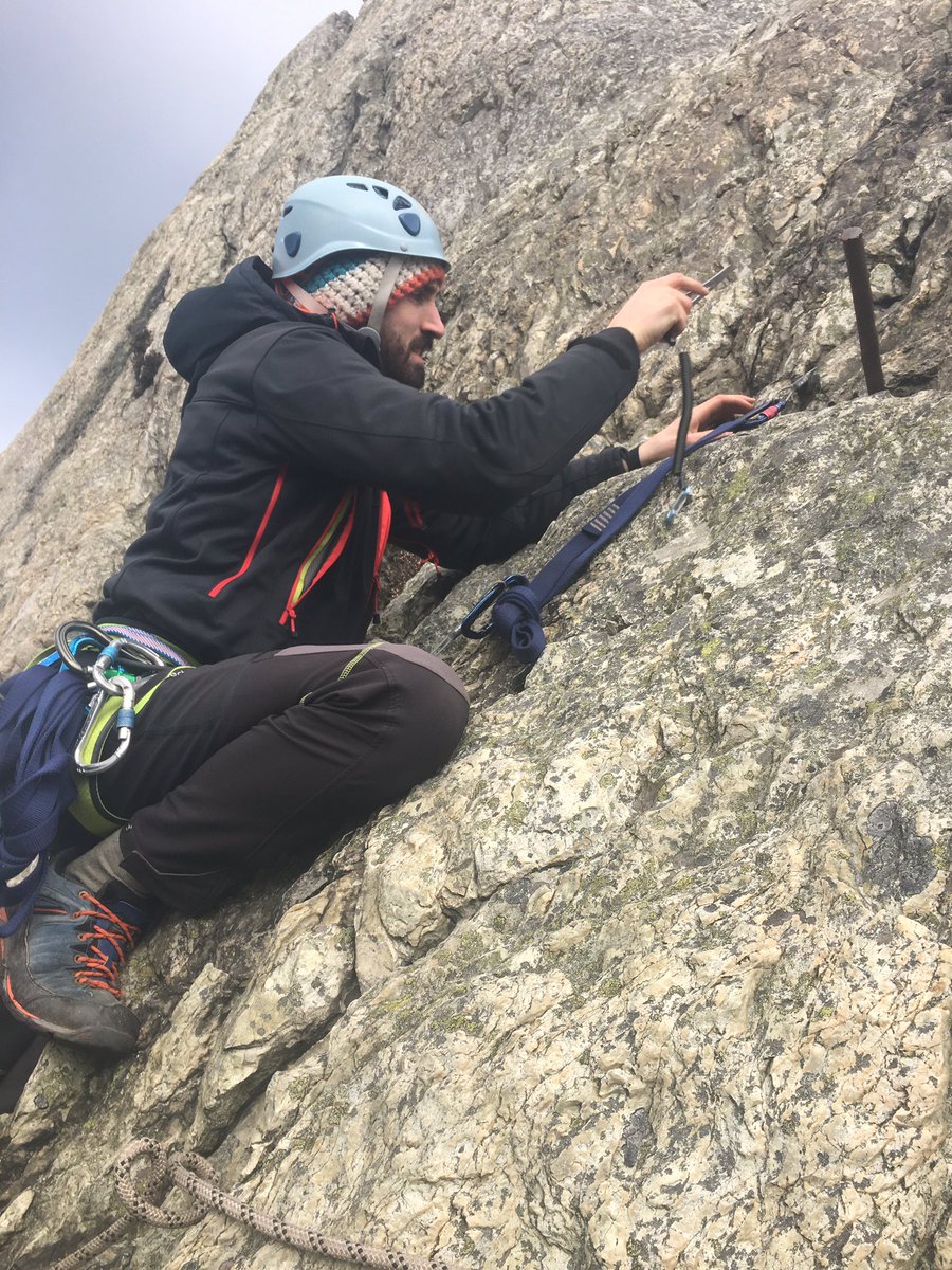 CConnor_OBT's tweet photo. Staff training at Loin Rock in Llanberis! #outwardbounduk #becomingbetter https://t.co/HWPADqJNPB