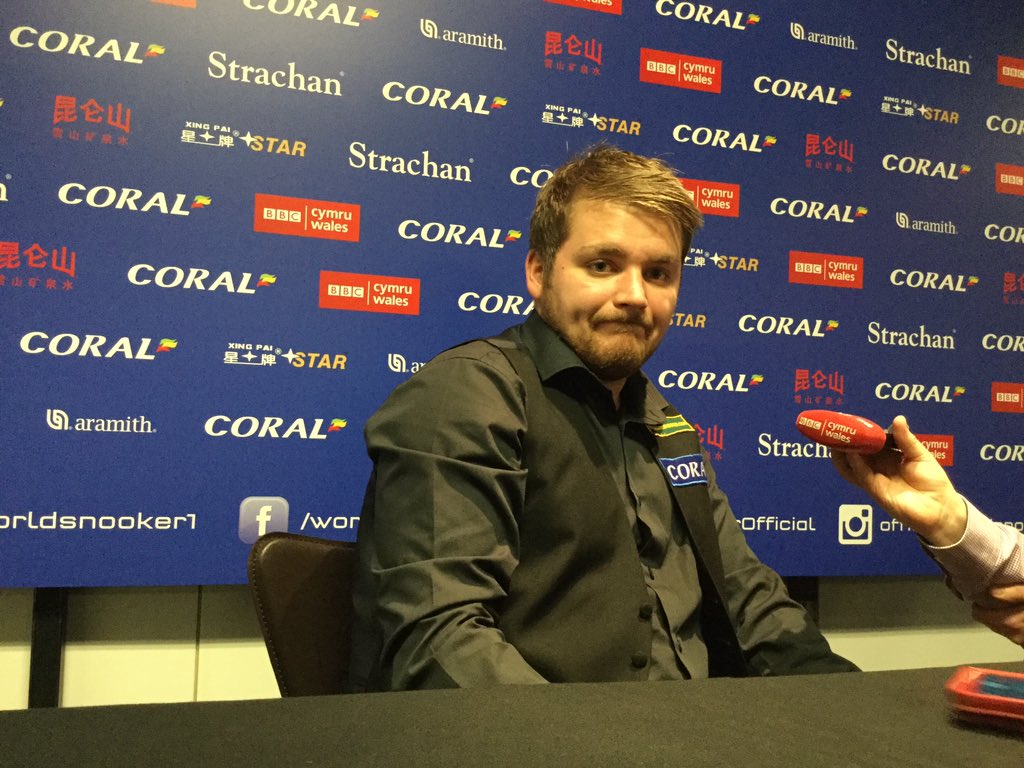 McQuarrieAE's tweet image. Neath's Michael White beat Duane Jones in #CoralWelshOpen. Says he's playing best snooker of career. #homenations