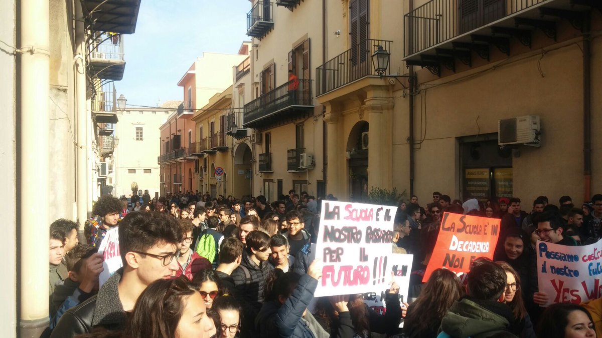 ReteStudentiMediPA tweet media