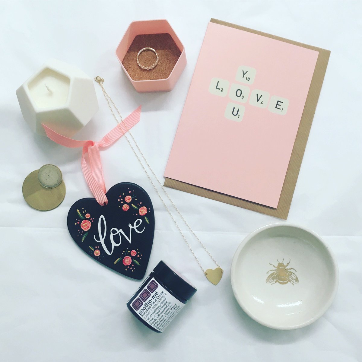 Fount_London's tweet image. Like Fairy Godmothers, @urbanmakerseast have got lots of wonderful #valentinesday themed gifts for you #urbanmakerseast