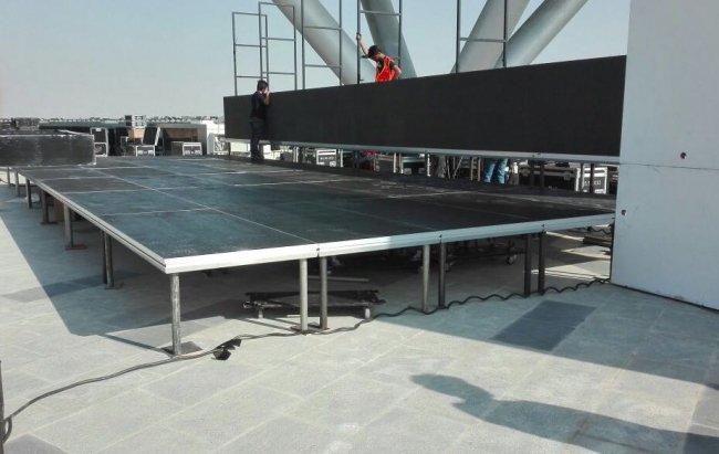 Prolyte's tweet photo. Dubai-based MediaKraft has added more than 400m2 of #Prolyte #StageDex, supplied by Provision AVL, to its inventory https://t.co/ASCnxJ7SGB https://t.co/5Nc35EuleU