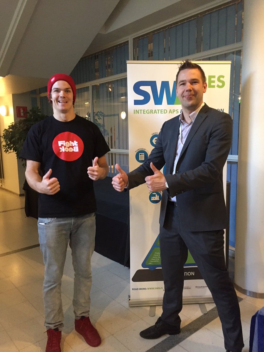petjaven's tweet photo. #SWDFORUM päivä jatkuu @PekkaHyysalo'n esityksellä #fightback @SWD_fi #tuplapeukut https://t.co/1vyMSwfW5m