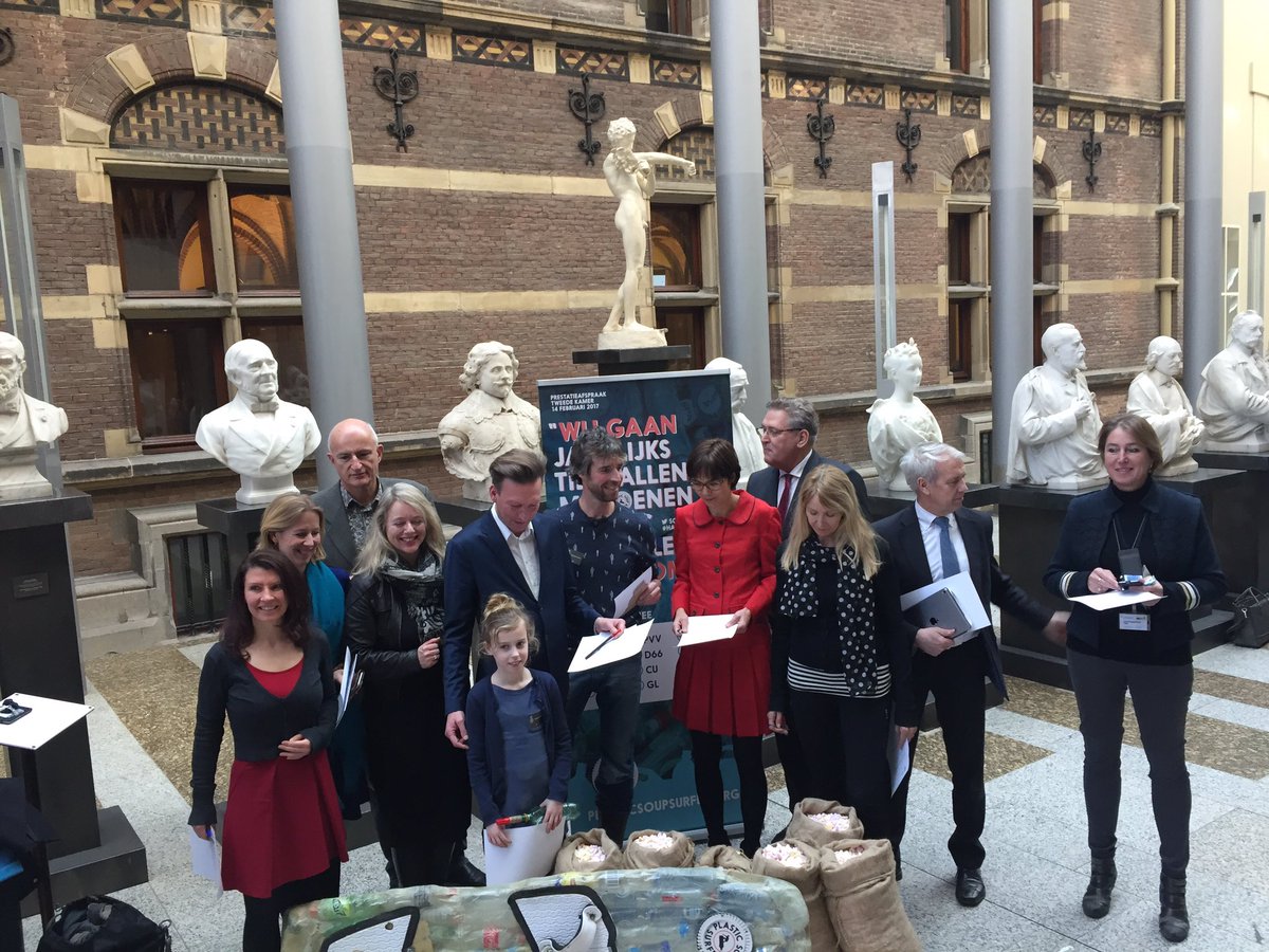 soupsurfer's tweet photo. Wat een score!!! Nu die motie indienen en bekrachtigen. @VVD @pvdd @50plus @PvdA @SPnl @cdavandaag @christenunie @D66 @groenlinks https://t.co/mfptyZ0kWs