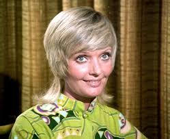 HAPPY BIRTHDAY 

Florence Henderson 
2/14/1934 - 11/24/2016 