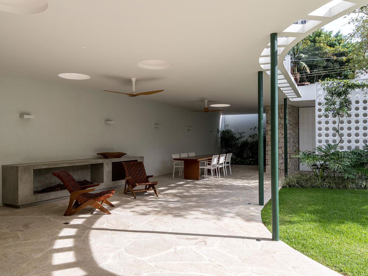 guiacountrycom's tweet photo. Casa CSF
Una Joya Modernista Se Revive En San Pablo
#arquitectura #diseño #construccion
https://t.co/HhW1iHC4NP https://t.co/tT8zZ4VTho