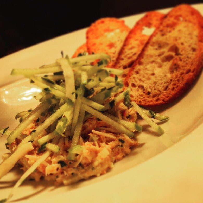 MktMtl's tweet photo. Salade de crabe des neiges du menu de la Saint-Valentin. RSVP (514)849-2044 #restomkt #restomtl #mtlmoments #montreal #foodgasm #foodporn https://t.co/lEQJAAm7o0
