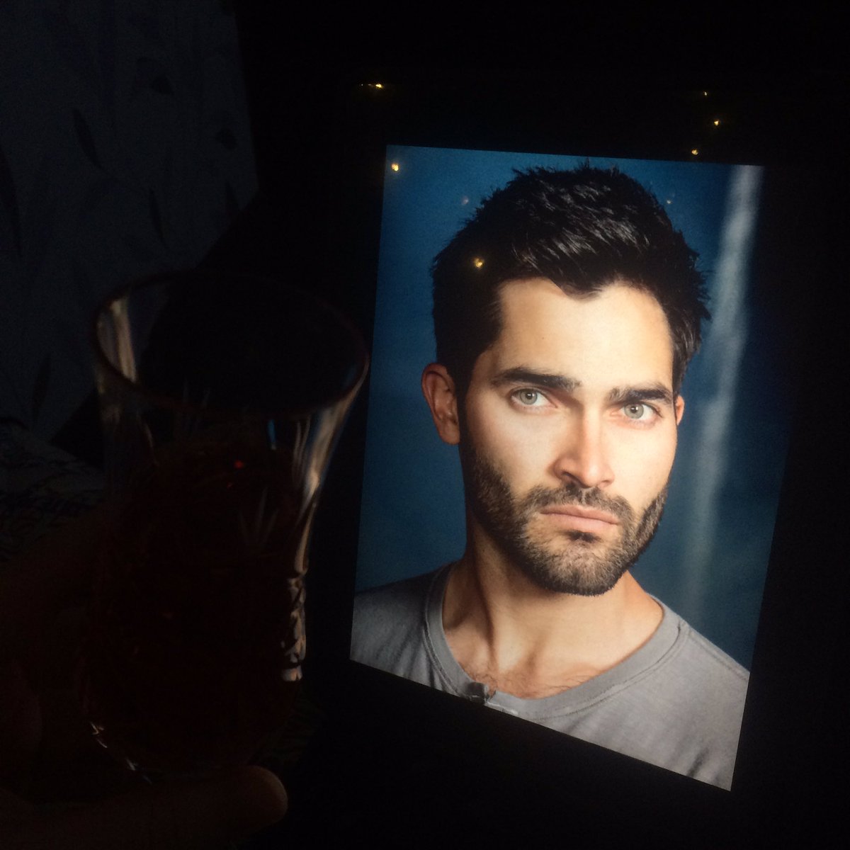 CutePuppyJustin's tweet photo. hello sweetheart @TylerL_Hoechlin 

#valentines https://t.co/Qxq1v9zFe4