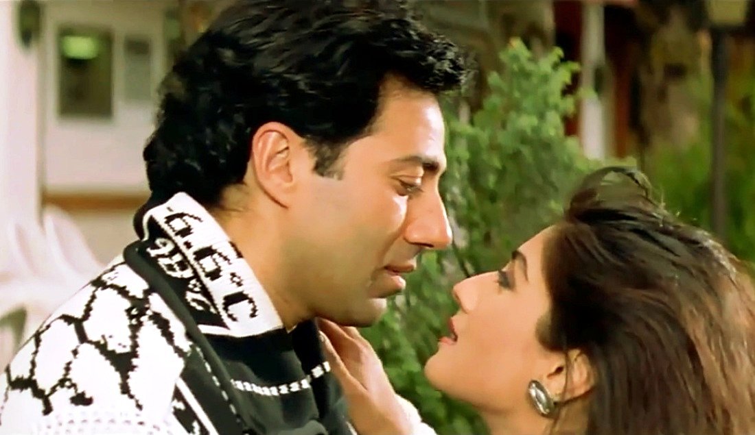 sowika71's tweet photo. @ActionKingAgain For you🌺
@IAMSUNNYDEOL
#MadhuriDixit #MeenakshiSeshadri #DimpleKapadia #RaveenaTandon
@MuVyz @nika_simran @nalibakit https://t.co/E4DbgsB5Ce