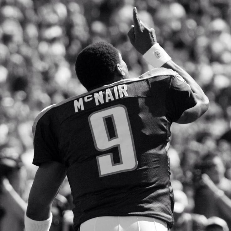 Happy Birthday to my favorite player who had ever played the game, Steve McNair. You would\ve been 44 today.   