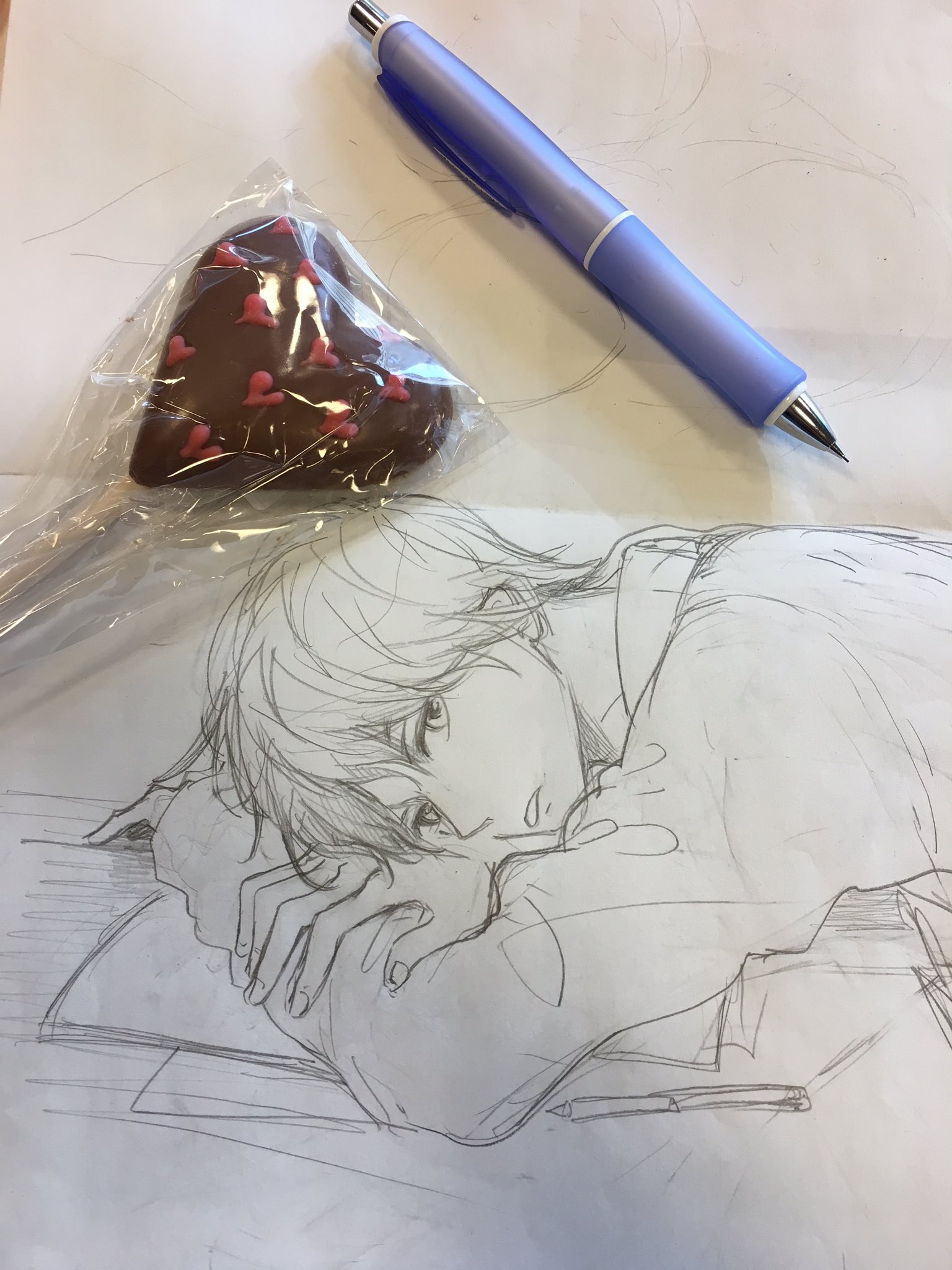 まほ Mitsuiharuka 原稿お疲れ様です そしてなんたるイケメンさ っっ 机に伏せてる男の子ってなんでこんなにかっこかわいく見えるんだろう はやく放課後 恋した の続き読みたいです楽しみ Twitter
