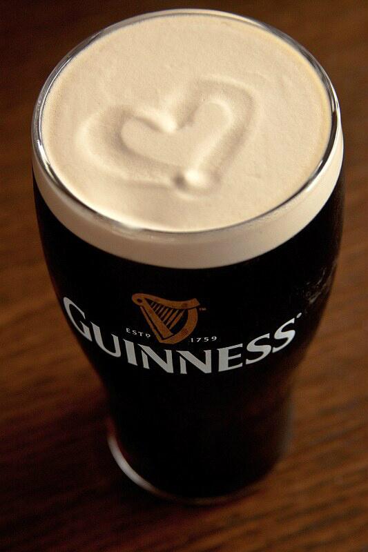 IrishRoverNYC's tweet photo. Happy #Valenpints Day from all of us here at The Irish Rover 💗🍺💗🍺 https://t.co/4jZnTiDX1l