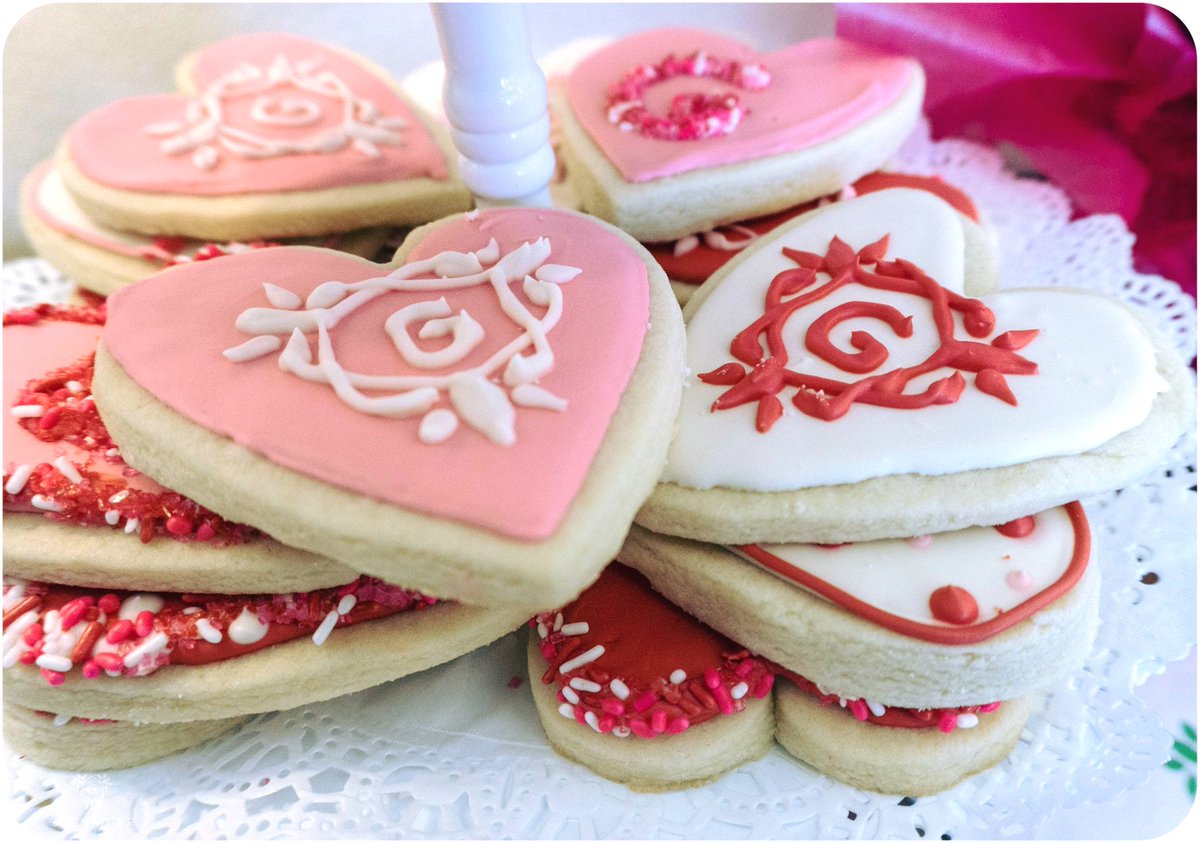 GrenadierHomes's tweet photo. Happy Valentine's Day from our home to yours! #GreanadierHomes #HappyHomeowners https://t.co/bnky0A5Mcu