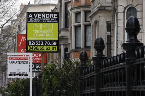 lesoir's tweet photo. Bruxelles: les prix des maisons et appartements en légère hausse en 2016 (carte interactive) https://t.co/xBiIvsGz3U https://t.co/WTIMkGplIA