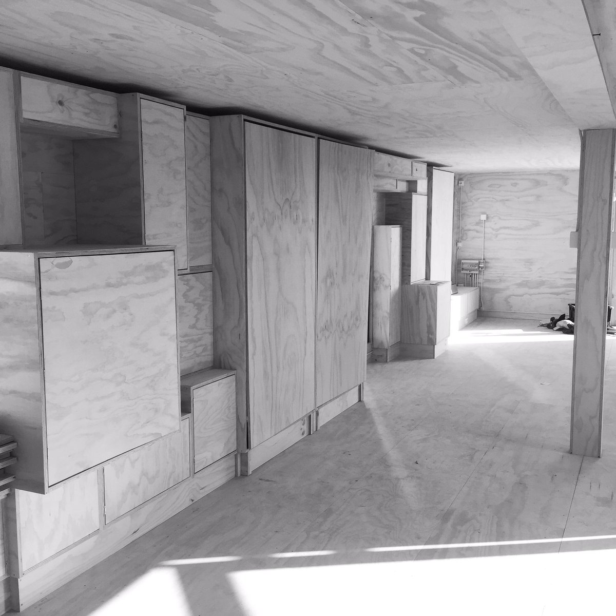 studio_mind's tweet photo. So proud! The cabinet for the @info_support_nv office is finished!! Designed bij @studio_mind and @eva_matterofspace build by #studiokuub. https://t.co/kLTczwMmNh