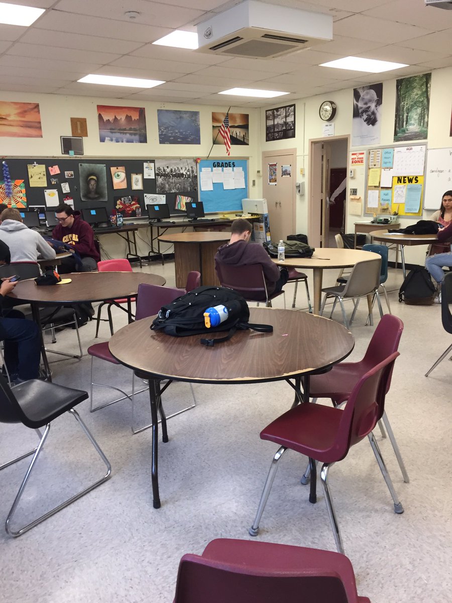 crhs_leadership's tweet photo. Class might be small today but will make the most of it!! #leadership #leadershipupdate #LeadershipDevelopment https://t.co/5eRnZWMAe5