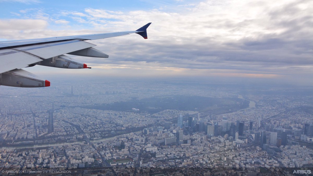 AirbusCareers's tweet image. Bonjour @Paris ! #A380 #AirbusHeritage @MuseeAirEspace