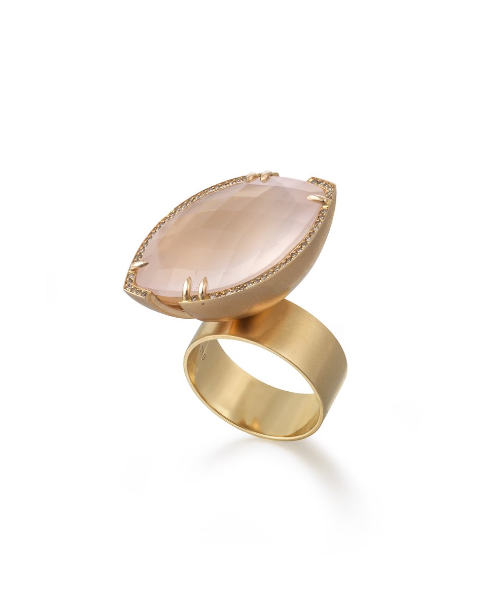 We would love to open this gorgeous Cocktail Ring by <a href="/SoniaCheadleLDN/">Sonia Cheadle London</a> from <a href="/GoldsmithsFair/">Goldsmiths' Fair</a> this Valentines Day.