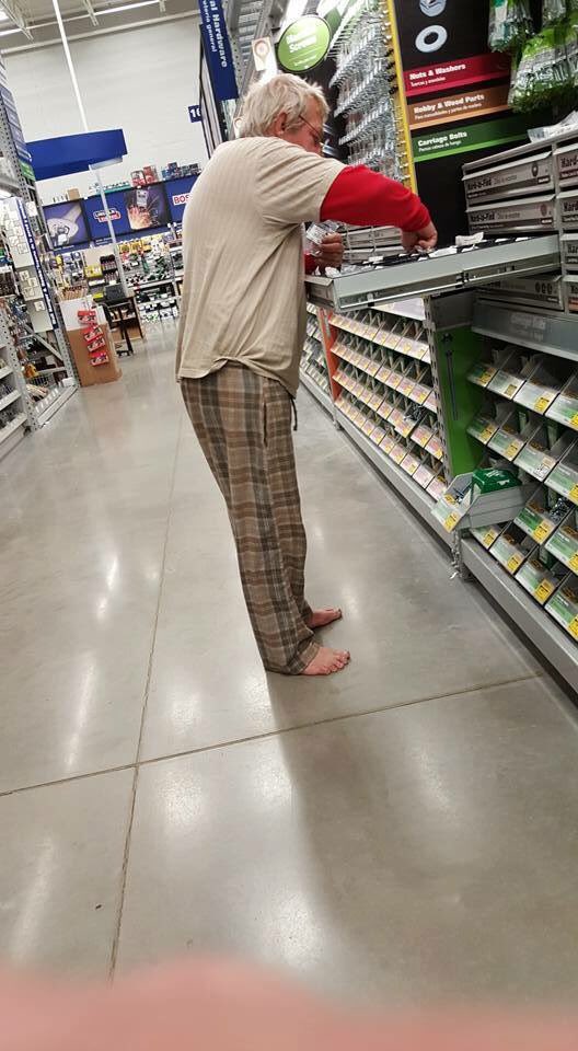 kioskkultur's tweet image. Wer kennt es nicht?
Du wachst Morgens auf und denkst "Fuck, ich muss noch Schrauben kaufen!"