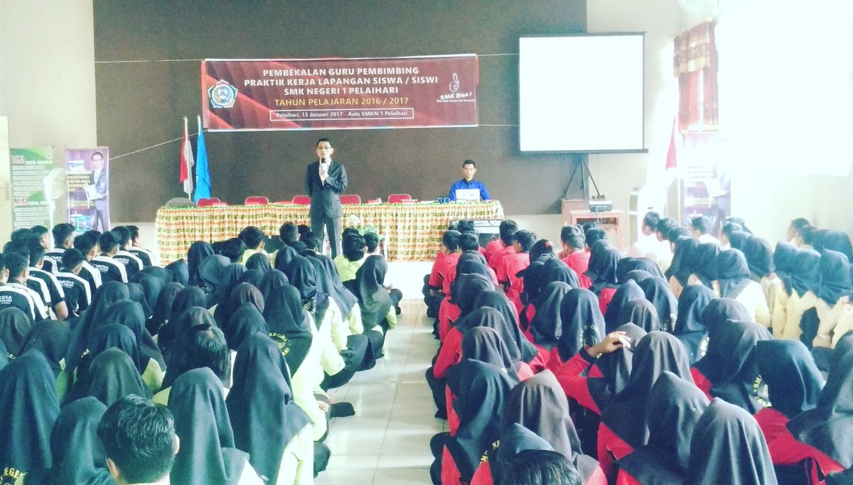 AryanHaris86's tweet photo. Program Kunjungan Kerja Aryan Haris Ke Kalimantan Selatan.
#Aryanharis #motivation #pendidikan #Banjarmasin #Kalimantan #Smk1pelaihari https://t.co/JvSe4rd9um