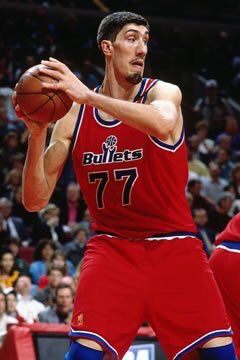 Happy birthday to the tallest player in NBA history, Gheorghe Muresan!  