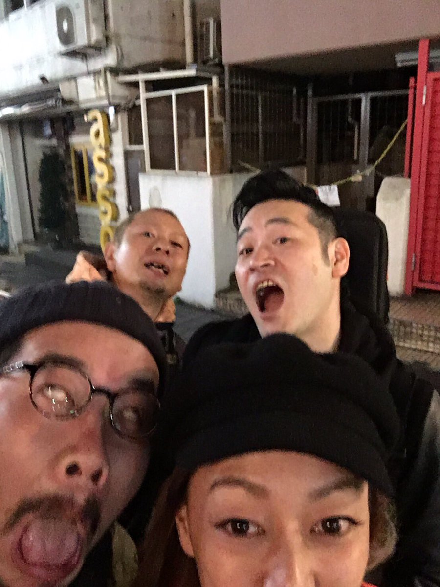 shifteryoshiki's tweet photo. ちゃんと帰り道です。
今日の下北沢SHELTER楽しかった！
VDXありがとうございました^ ^

この画像の残念な感じw

#HIDE #モジャハル #三四郎 #SOBUT #AFROBAT https://t.co/NIaftDSnOn
